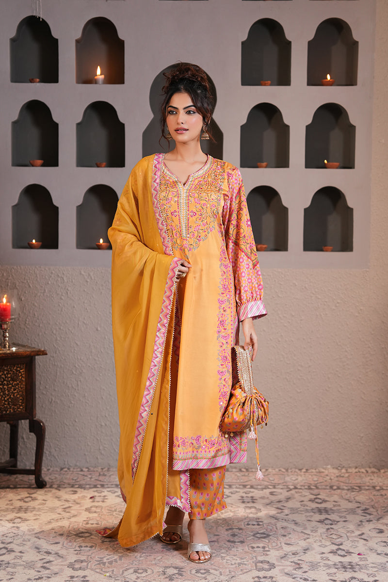 Mehreen Gulabi Kurta Set