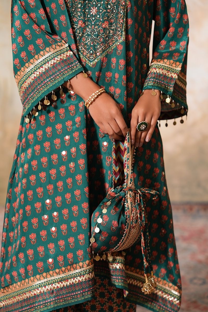 Gulnaz Sitara Kurta Set