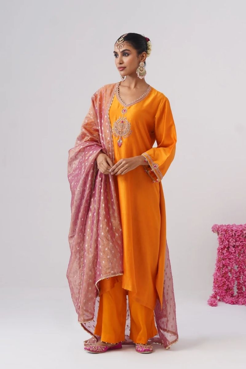 Kesariya Set