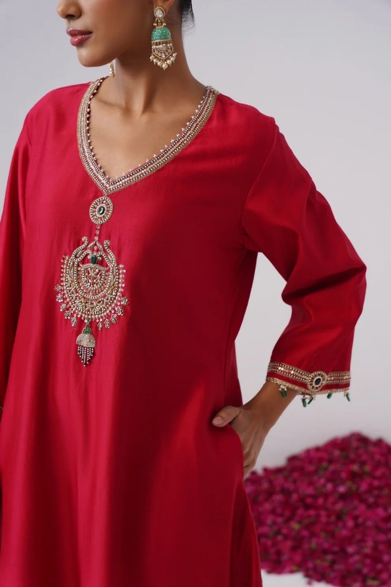 Surkh Set