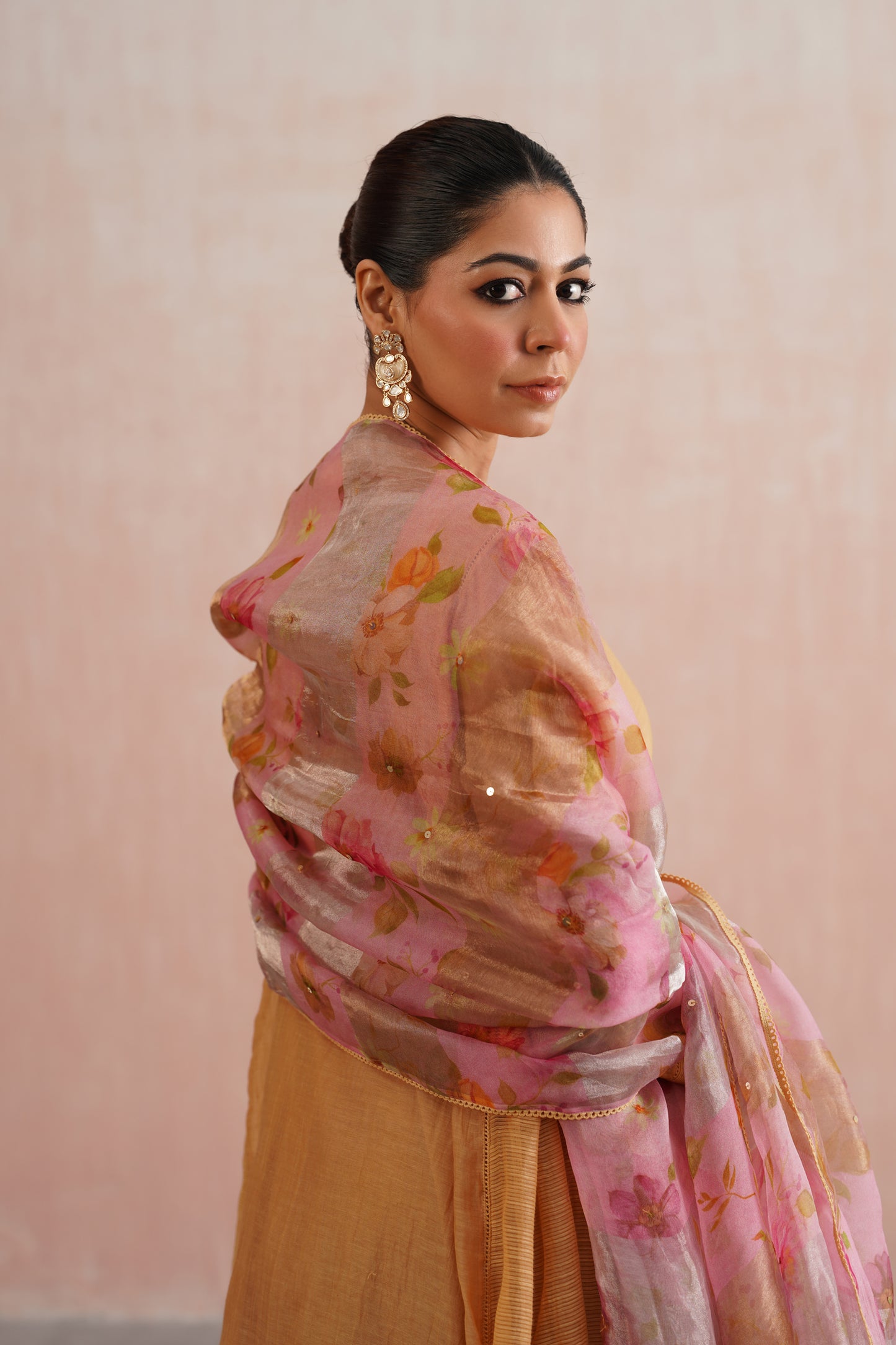 Inaaya Set
