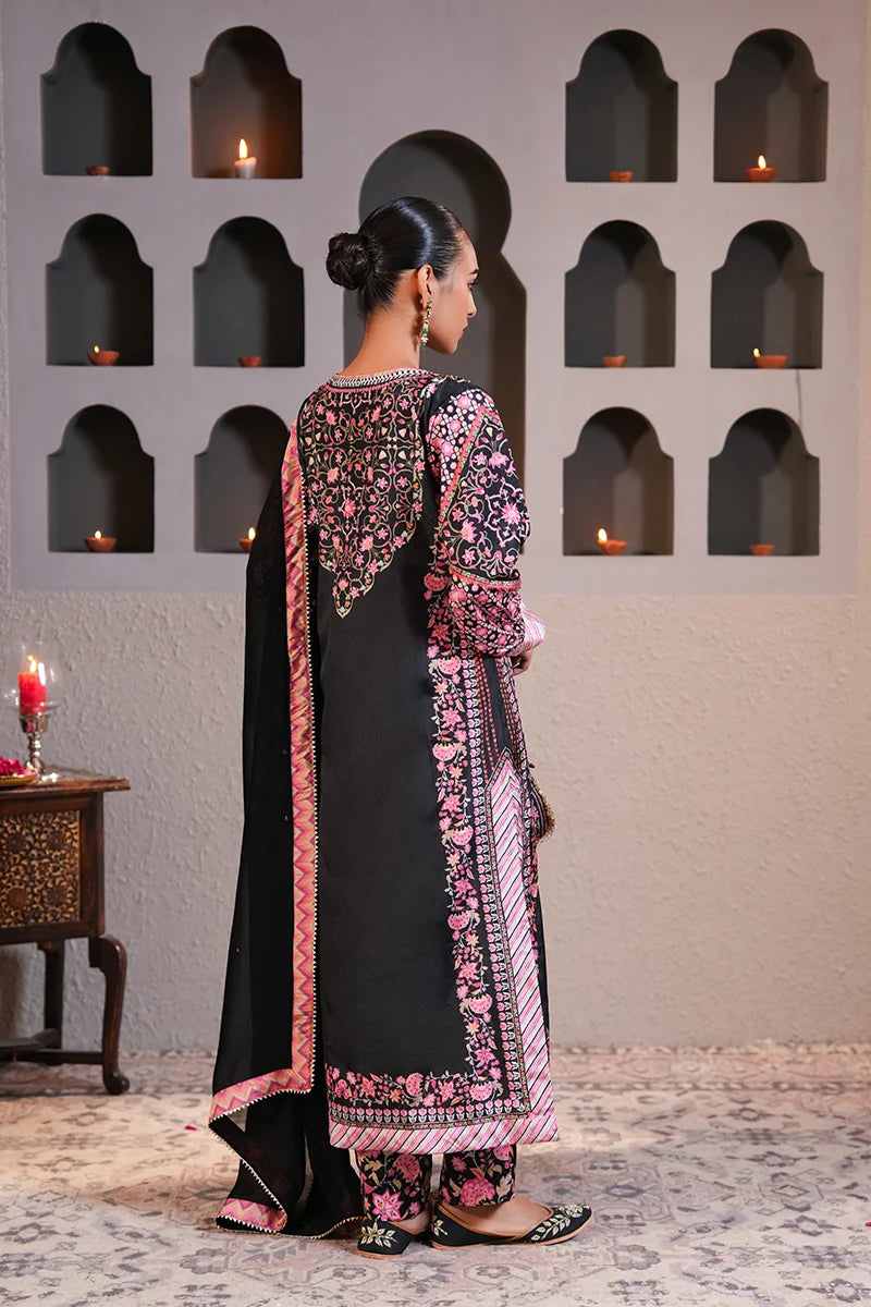 Nimrat Kaur in Khwaab Gulabi Kurta Set