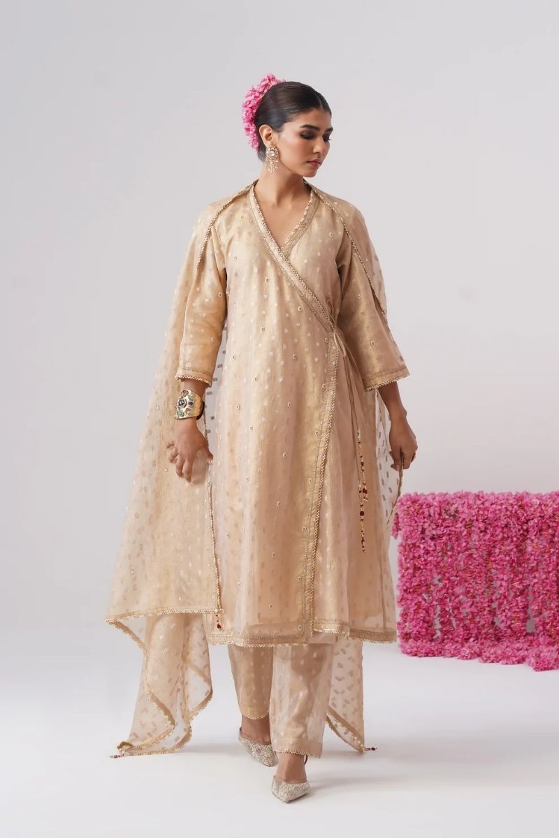 Sunehri Set