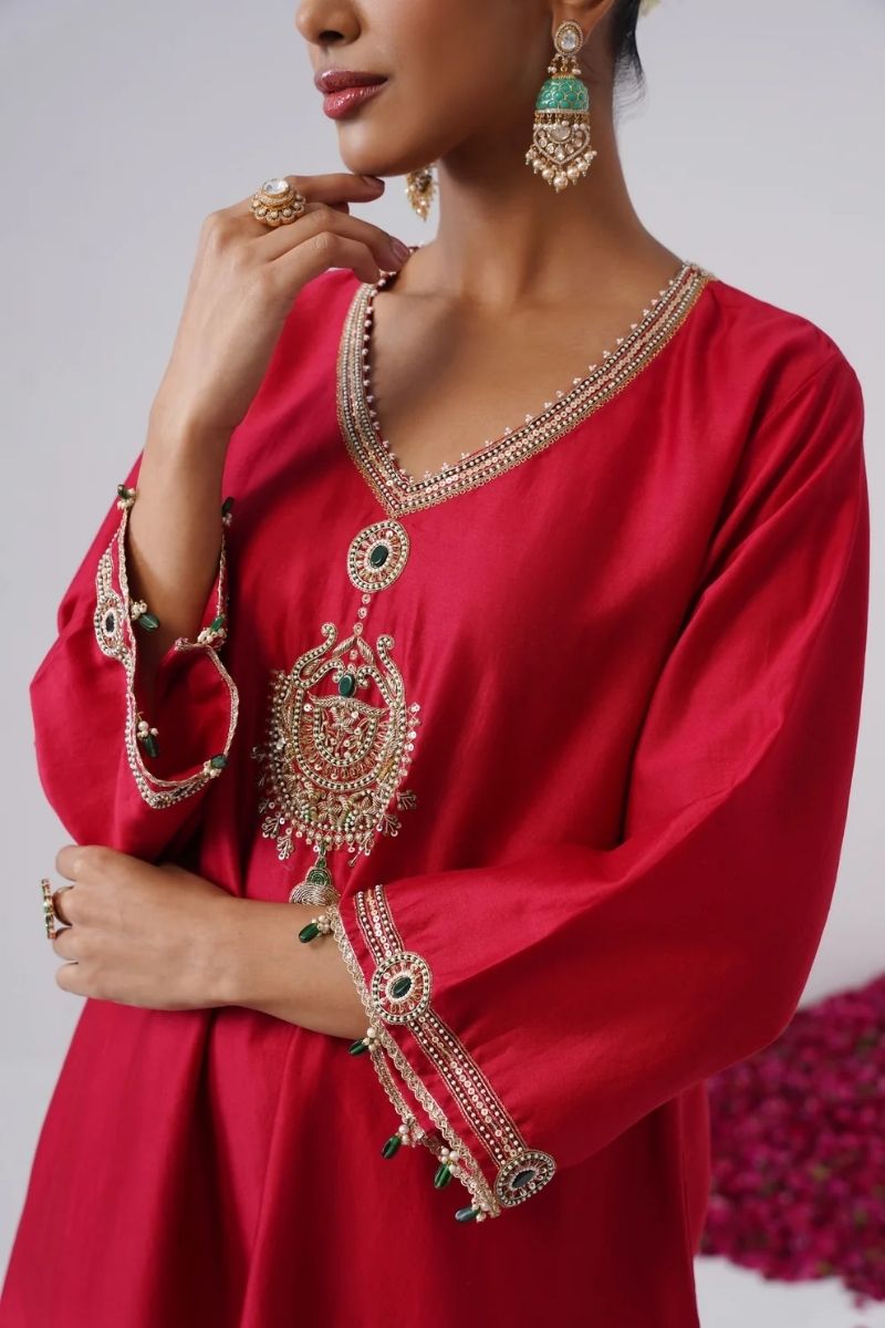 Surkh Set