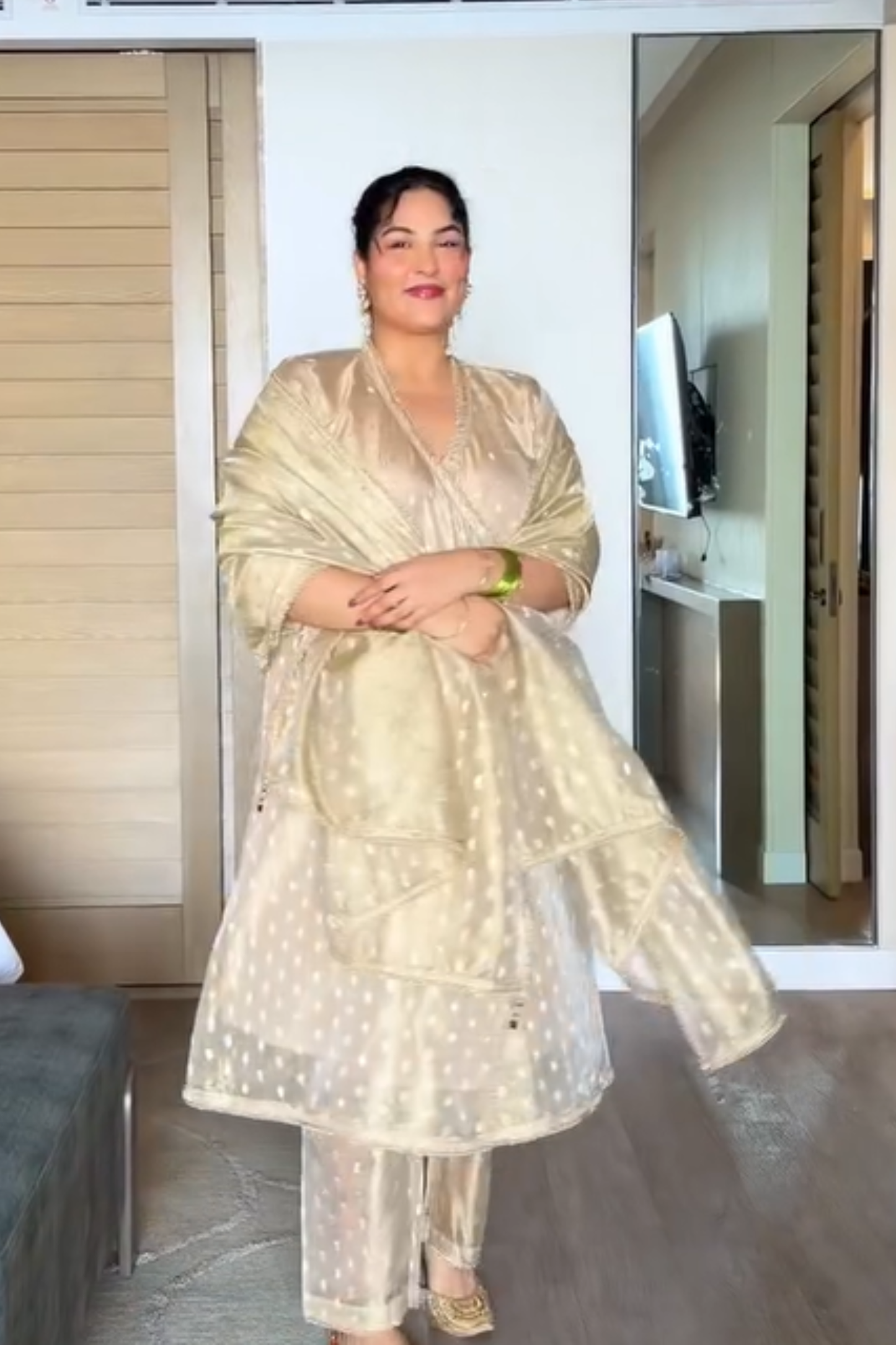 Sakshi Sindwani in Sunehri Set